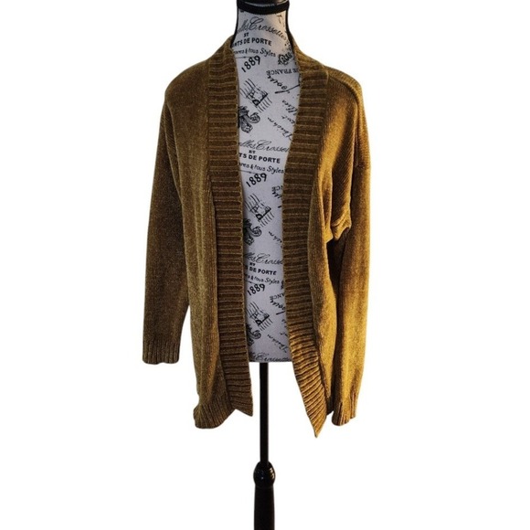 Forever 21 Olive Green Chenille Cardigan Sweater Size: L - Picture 2 of 7